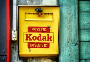 Yellow and Red Produits Kodak En Vente Ici Case